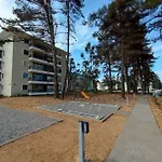 Hermoso Dpto Entre Bosque Y Piscina.