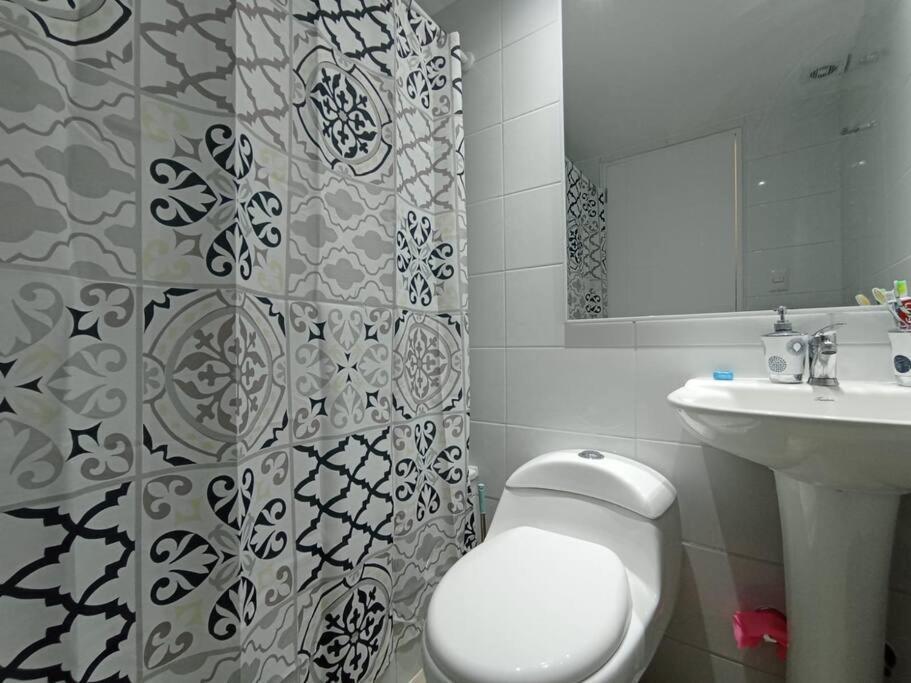Hermoso Dpto Entre Bosque Y Piscina. Apartamento